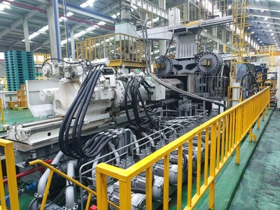 MITSUBISHI Heavy Duty Injection Molding Machine for Plastic Pallets, VIDEOS