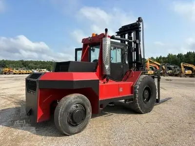 Used 1982 TAYLOR TYB250M Internal Combustion Forklifts: Pneumatic Tire North Carolina US | Southeastern Equipment Corp #1467800