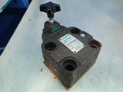 USED VICKERS F3CG10CV30