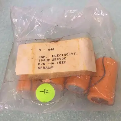CAP. ELECTROLYT 100UF 250VDC  TVA-1522