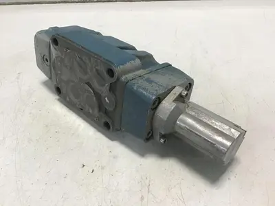 USED BOSCH 0 811 404 300