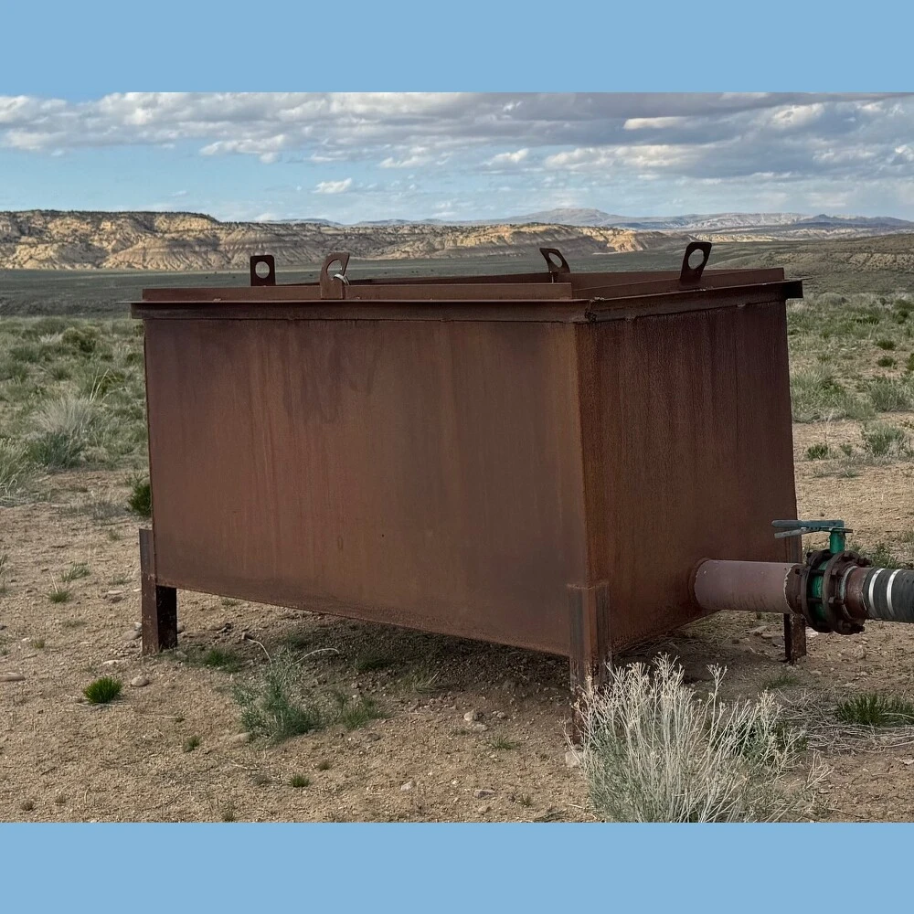 800 Gallon Pump Box