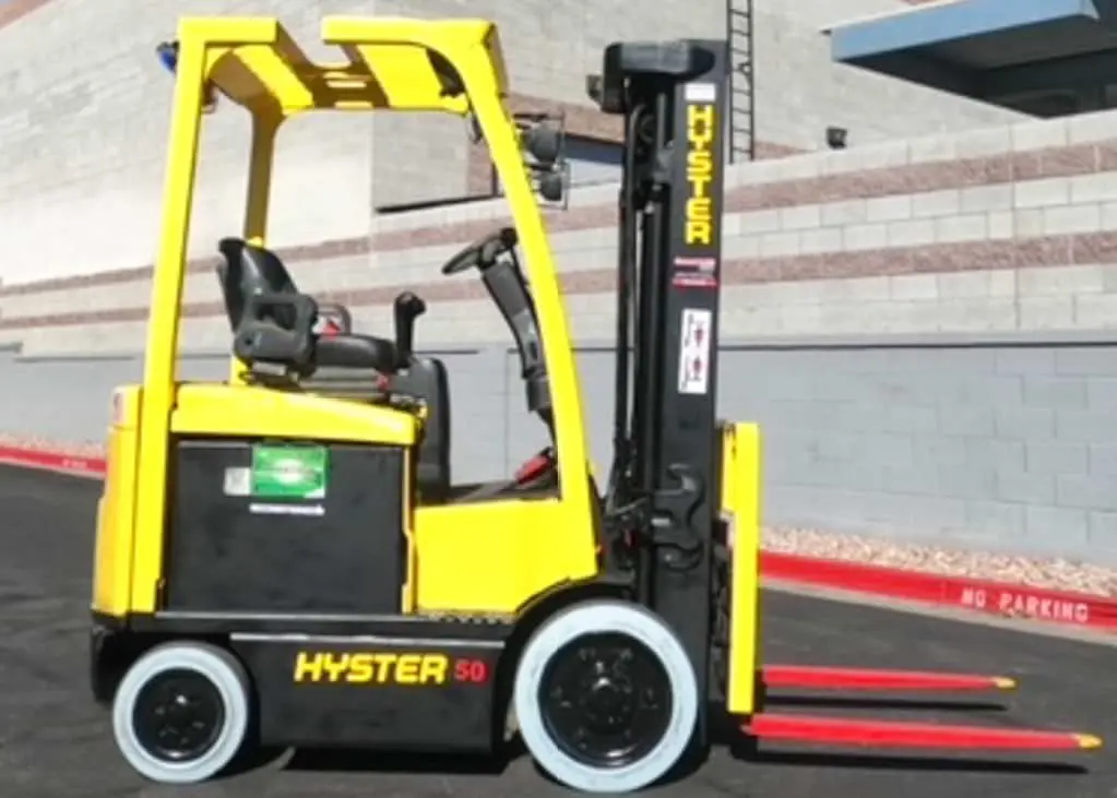USED 2019 HYSTER E50XN