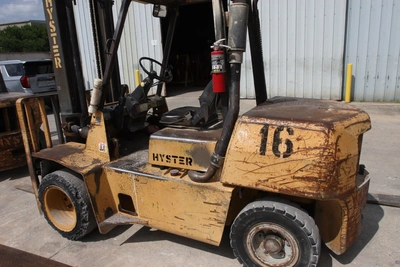 Hyster H80XL 8,000 lbs Cap Forklift (LOCATION: Schertz, TX)