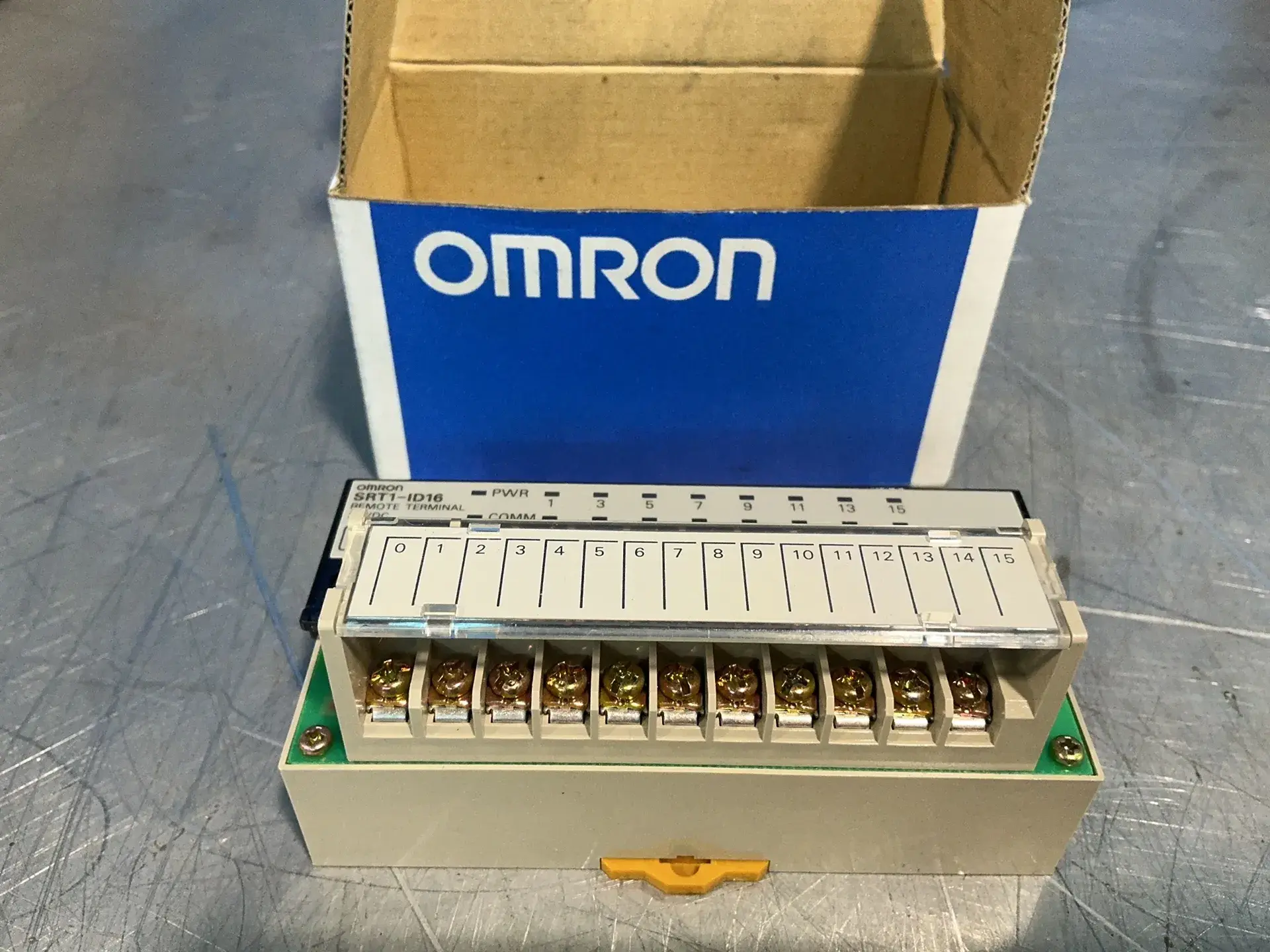 Used OMRON SRT1ID16 PLC Input & Output Ohio US | HGR 24 #1345434