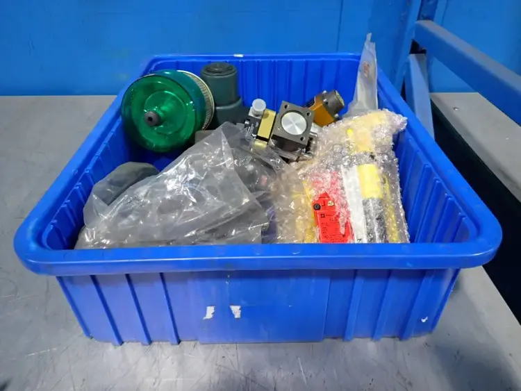Used SMC, PHD, TELEMECANIQUE _UNKNOWN_ Parts (Hydraulics and Pneumatics) Ohio US | HGR 24 #878507