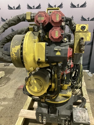 USED FANUC R-2000iB/210F