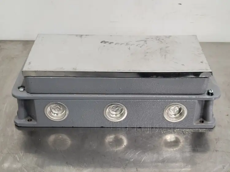 Used HUBBELL 6275 Misc Electrical & Power Parts British Columbia CA | Lenmark #249788
