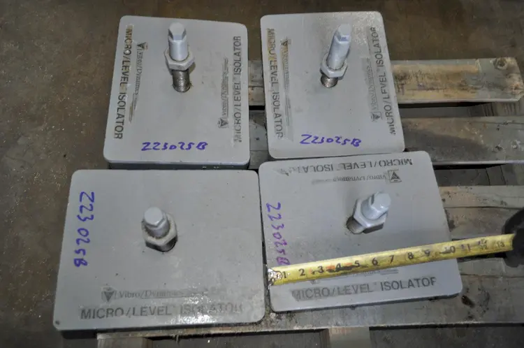 Used VIBRO DYNAMIC 9L 180 Isolation Pads | D & D Industries #438076