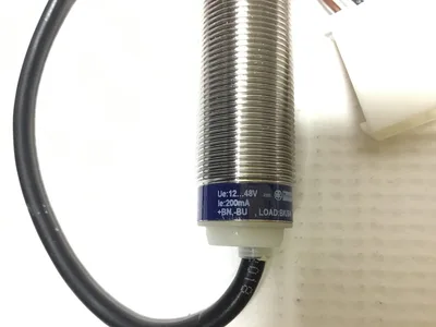 USED TELEMECANIQUE SENSORS (A SCHNEIDER ELECTRIC BRAND) XS518BLNAL2