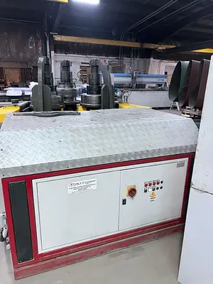 USED 2012 TAURING ALPHA 200