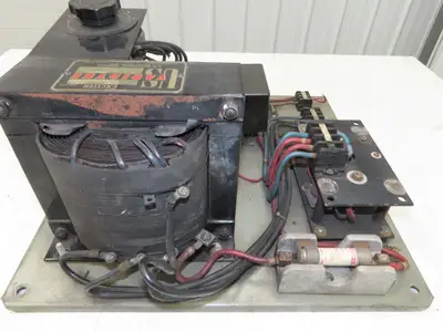 US Varidyne XR3-902411-D841 Exciter 22/440/550v 8/4/3amp 1Ph 1250 Frame 40vDC