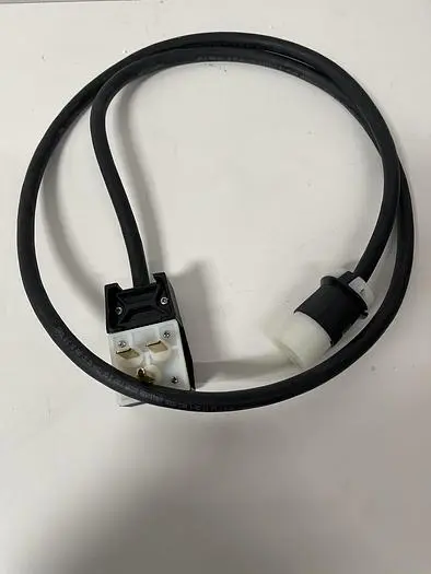 NEW HUBBELL FEMALE HBL2623  TO MALE P-5145 ANGLE STRAIGHT PLUG BLADE PLUG