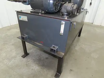 Daikin Hydraulic Power Unit 6.8GPM 220V w/Chiller 1.5kW & Circulation Pump/Motor