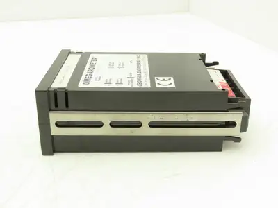 Omega DP2140-P8 Digital Panel Meter Display 120V DP2000 Omegarometer