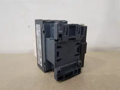 USED TELEMECANIQUE LC1D32