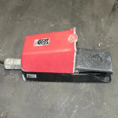 USED BLAIR FUEHRER INC D