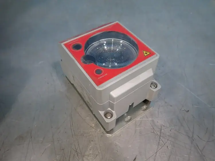 Used 2015 LEUZE ELECTRONIC DDLS 508 120.2L Photoelectric Sensors Ohio US | HGR 24 #755961