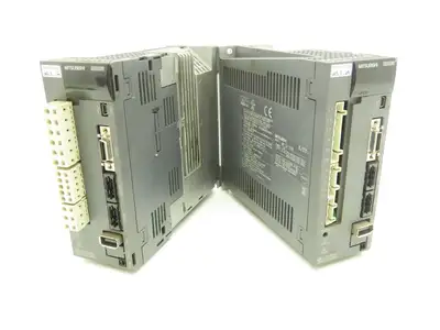 Mitsubishi MR-J3-100B AC Servo Inverter Drive 1kW 200-240V 3Ph MELSERVO Lot of 2