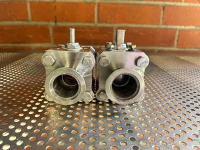 Used A&N CORPORATION STAINLESS STEEL BALL VALVE W/ KF40 VACUUM FITTING Valves/Fittings California US | Equipment Lab #1340311