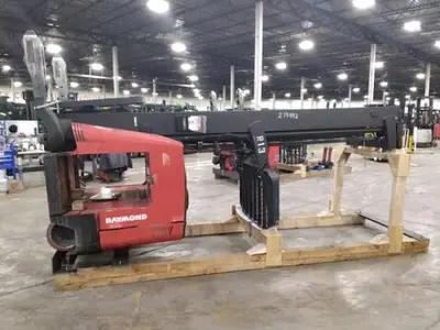 USED 2022 RAYMOND 770 R45TT