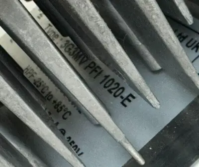 USED OMRON / YASKAWA CIMR-V7AZB0P7