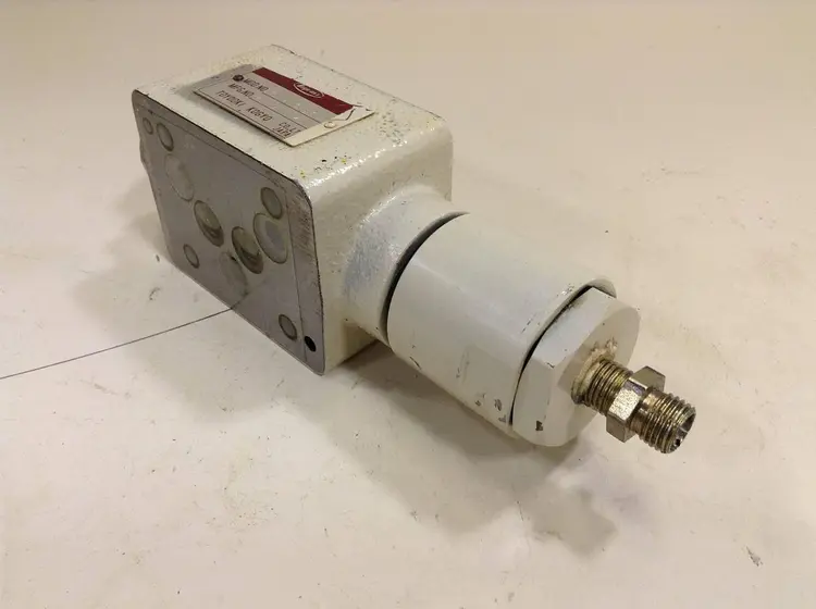 Used TOYOOKI KOGYO HK-03181 Valves/Fittings Michigan US | Ideal Machinery #1277246