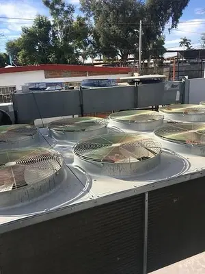 chiller 100 ton , trane screw