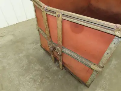 Used INSULFAB PLASTICS _UNKNOWN_ Shipping Containers Indiana US | Arrow Industrial #1368103