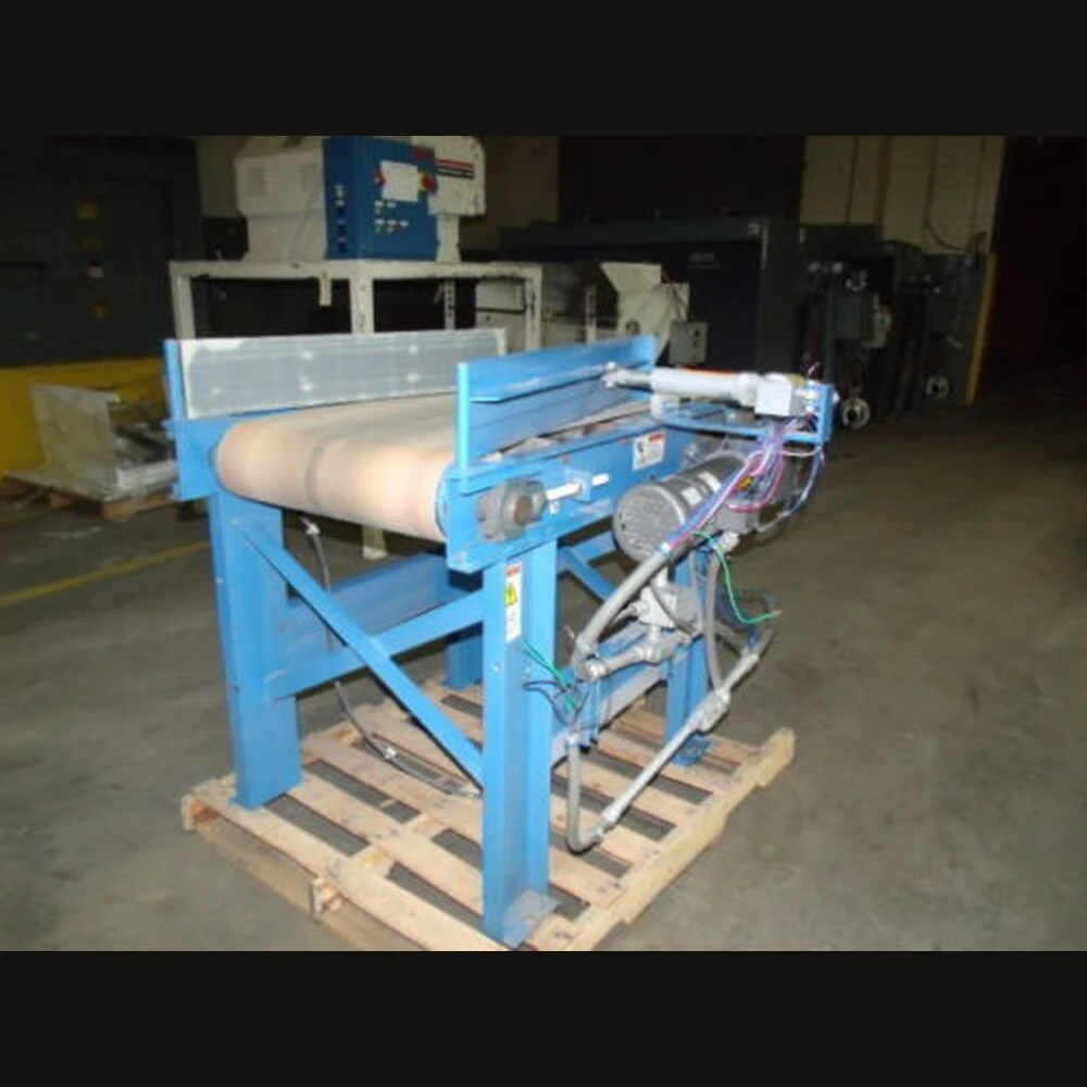 Chantland MHS 22 in. x 40 in. Belt Conveyor