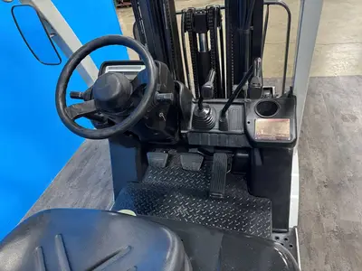 Used 2017 UNICARRIERS PFS40 Internal Combustion Forklifts: Pneumatic Tire Minnesota US | Birnstengel Equipment #1554094