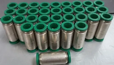 QTY. 33. PRESTOLOK TUBE UNION 3/8" FITTING....