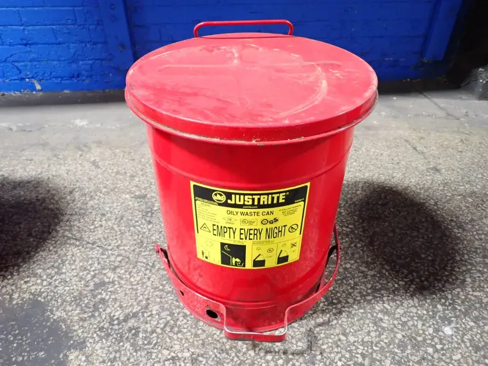 USED JUSTRITE 09300