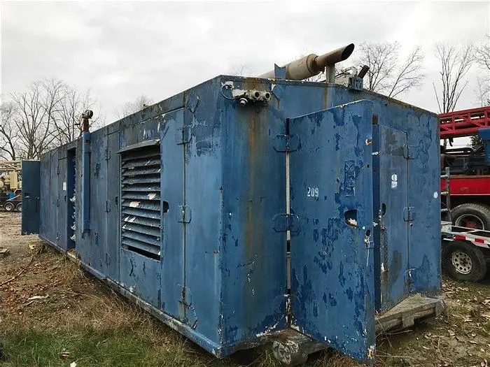Used AFTERMARKET 11' W X 33' L ENCLOSED DOG HOUSE Switchgears Pennsylvania US | East West Machinery & Drilling #1415609