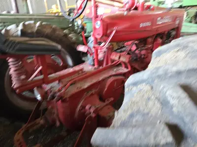 USED 1949 INTERNATIONAL MD