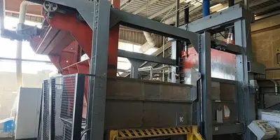 2018 guillotine with 4 bale capacity and automatic pusher