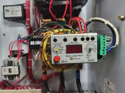 USED SQUARE D MODEL 6