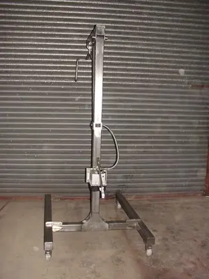 Low Lift Mobile S/S Stirrer Crane 250 Kg