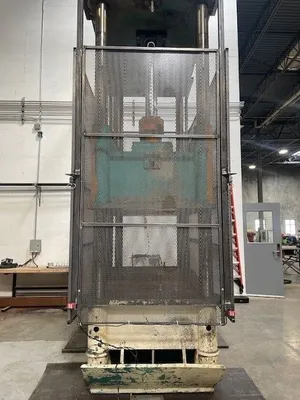 1966 VERSON 200-HD2-72-4P PRESSES, MOLDING | Machinery Network (8)
