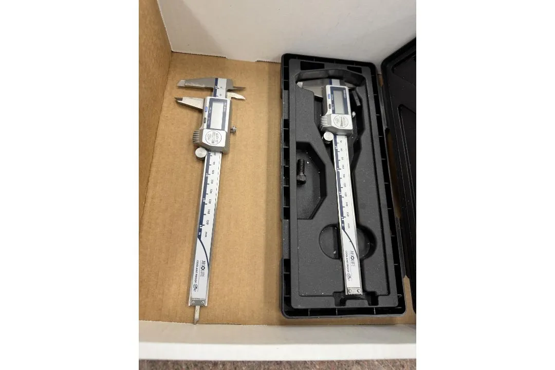 Used _UNKNOWN_ _UNKNOWN_ Digital Calipers Utah US | KD Auctions #1549532