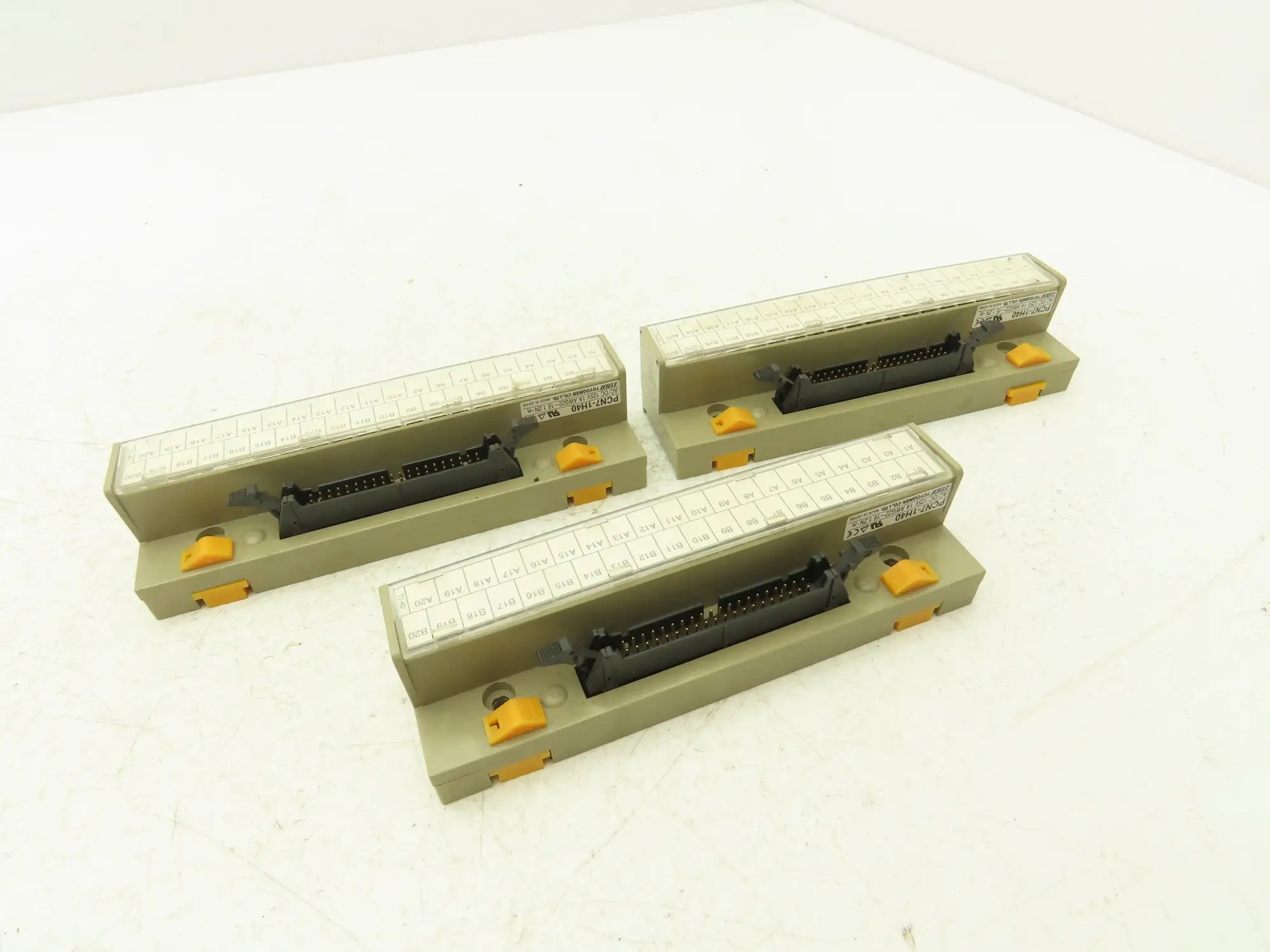 Toyogiken PCN7-1H40 Interface Terminal Block 40-Pin 24V 0.5A DIN Rail Lot of 3