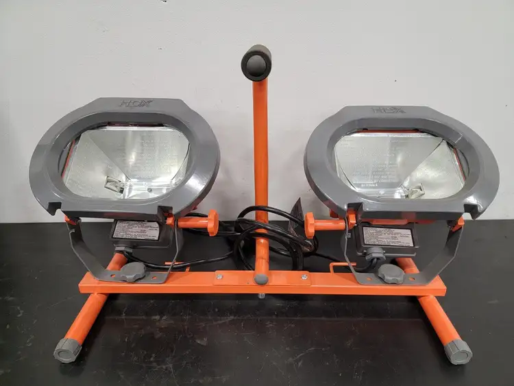 Used HDX H1200DPT Lighting British Columbia CA | Lenmark #253712