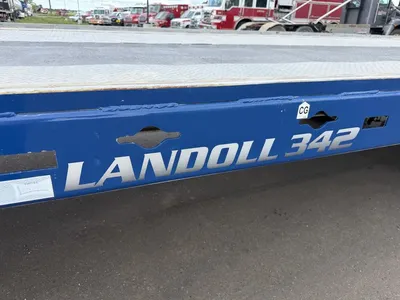 Used 2015 LANDOLL 342 TRAVELING AXLE TRAILERS 32 Chassis Minnesota US | Carco Truck & Equipment #1514024