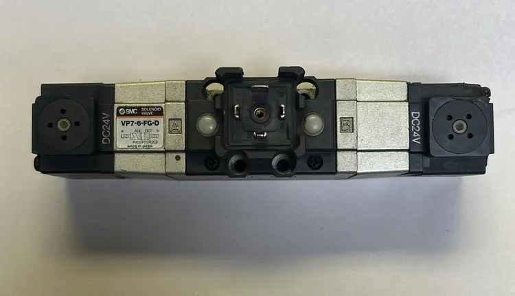 Used SMC VP7-6-FG-D Solenoid Valves Ohio US | Surplus Asset Holdings #1239950