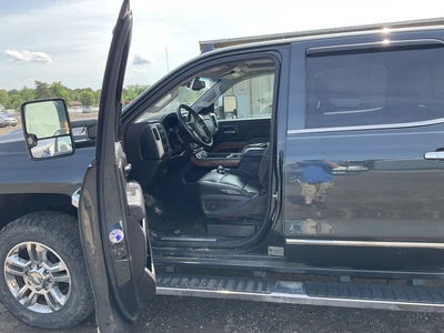 USED 2018 CHEVROLET SILVERADO 2500HD
