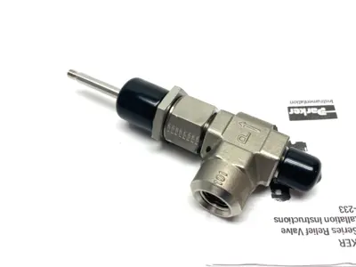 NEW PARKER HIGH PRESSURE RELIEF VALVE, MANUAL OVERRIDE, ANGLED