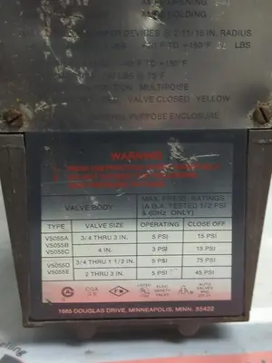 USED HONEYWELL V4055 A 1064 3