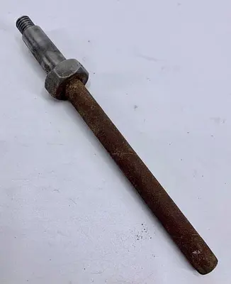 USED MAX 1/2" X 13 ~ 1 9/16" SHAFT ~ 5 1/2" L ~ 1/2 DIA