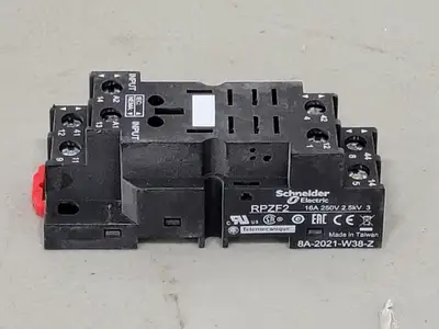 NEW SCHNEIDER ELECTRIC RPZF2
