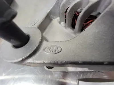 NEW HYUNDAI 37300-2C300